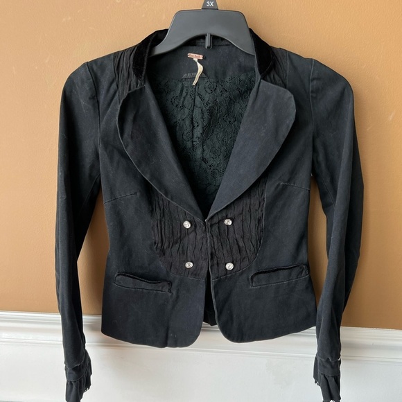 Free People Women’s Steampunk Lace Velvet Blazer Jacket Vintage Size 2 Goth - Picture 1 of 7